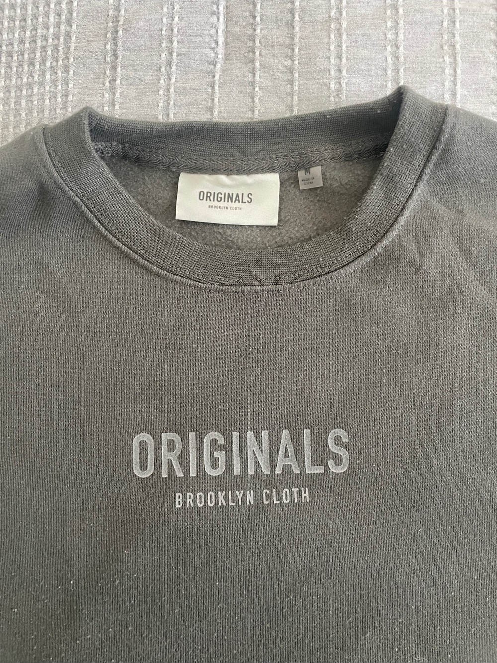 Brooklyn Cloth Men's Crewneck Sweater in Charcoal